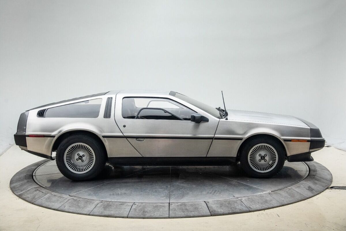 1981 DeLorean DMC-12 Base 2dr Coupe - photo 4