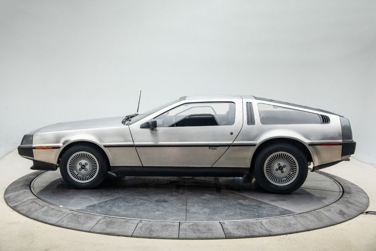 1981 DeLorean DMC-12 Base 2dr Coupe - photo 5