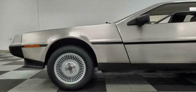 1981 DeLorean DMC-12 Base 2dr Coupe - photo 4