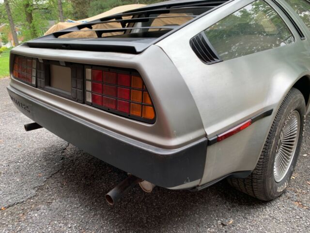 1981 DeLorean Dmc12 - photo 12