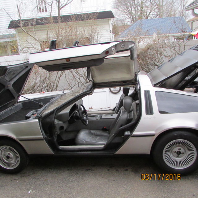 1981 DeLorean 1981 DeLorean DMC-12 DeLorean - photo 2