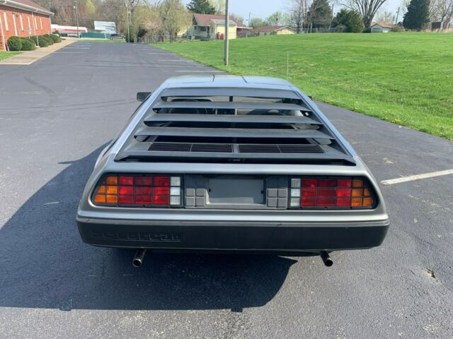 1981 DeLorean DMC 12 - photo 6