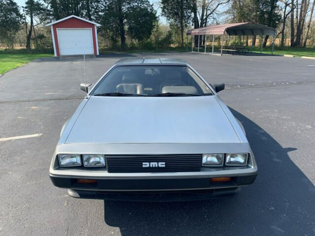 1981 DeLorean DMC 12 - photo 8
