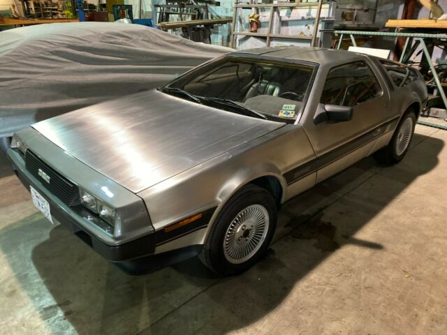 1981 DeLorean DMC-12 - photo 11