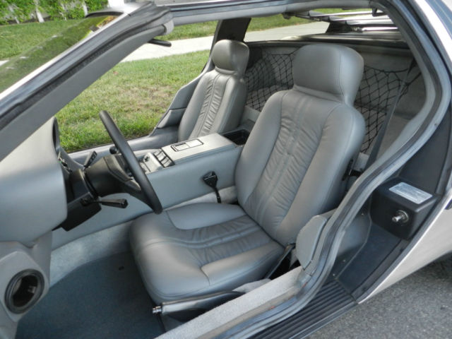 1981 DeLorean DMC-12 - photo 4