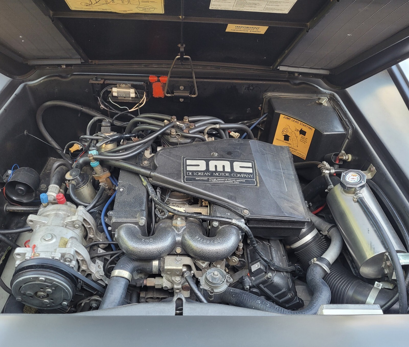 1981 DeLorean DMC-12 - photo 9