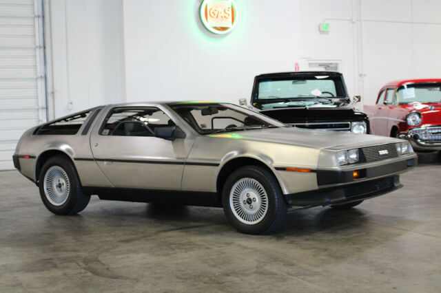 1981 DeLorean DMC-12 Gullwing No trim field - photo 6