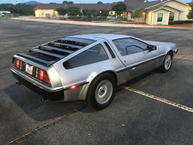 1981 DeLorean DMC-12 - photo 10