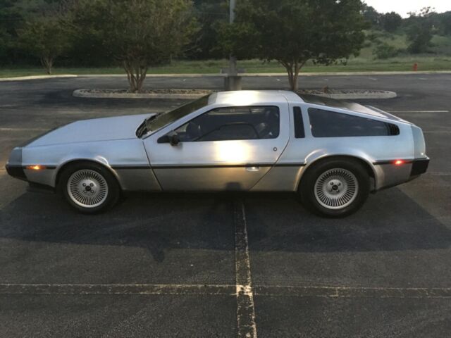 1981 DeLorean DMC-12 - photo 13