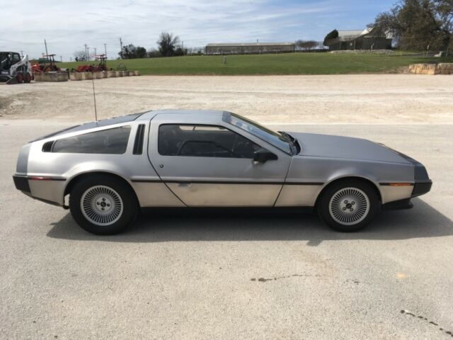 1981 DeLorean DMC-12 - photo 2