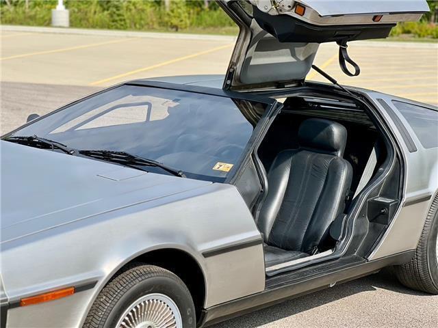 1981 DeLorean DMC-12 - photo 4