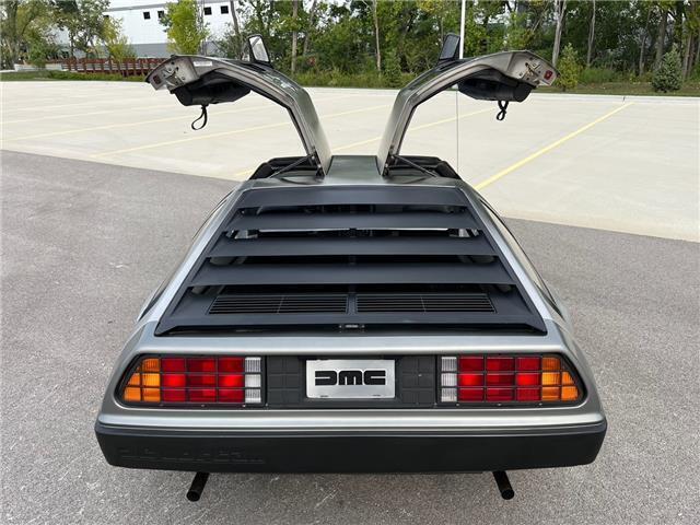 1981 DeLorean DMC-12 - photo 9