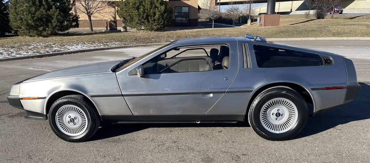 1981 DeLorean DMC-12 - photo 7