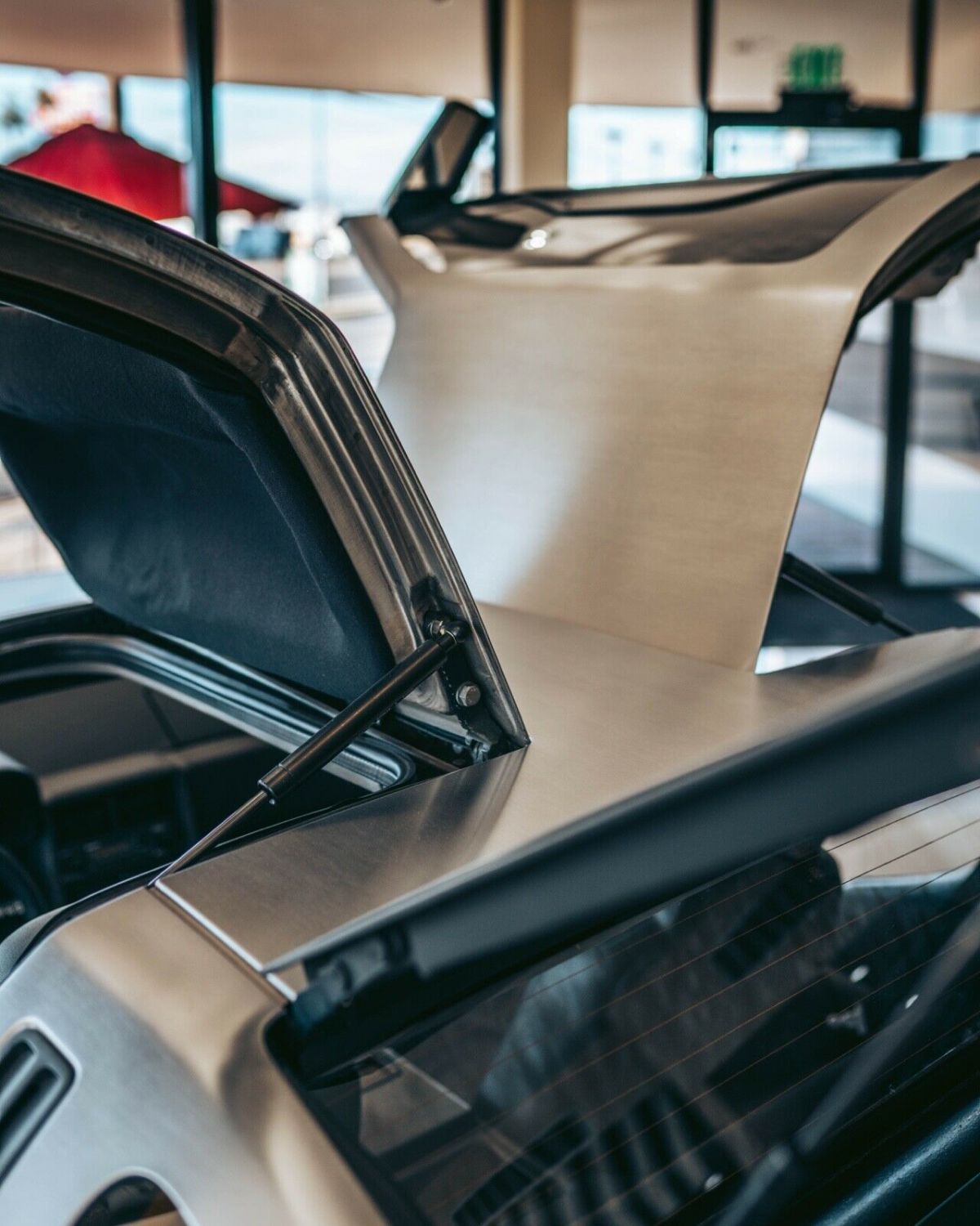 1981 DeLorean - photo 9