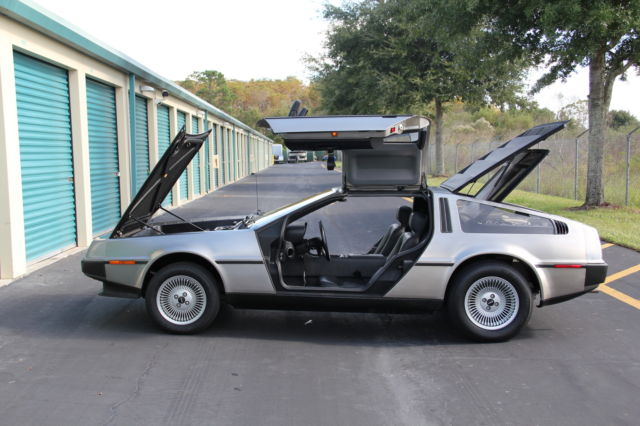 1981 DeLorean DMC 12 Base Coupe 2-Door - photo 10