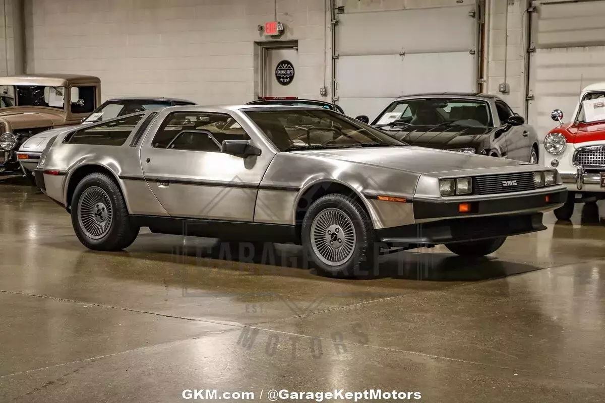 1981 DeLorean DMC-12 Stainless Coupe 2.8L V6 10518 Miles 1981 DeLorean DMC-12