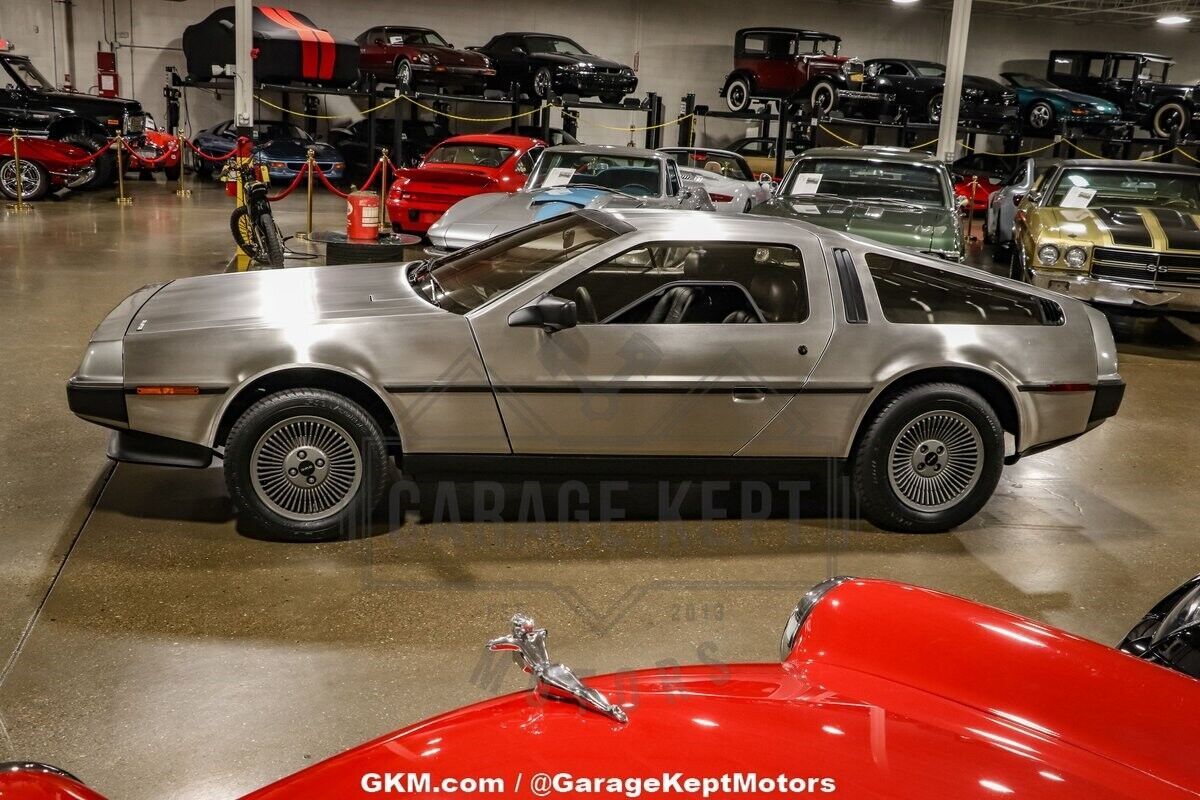 1981 DeLorean DMC-12 - photo 10