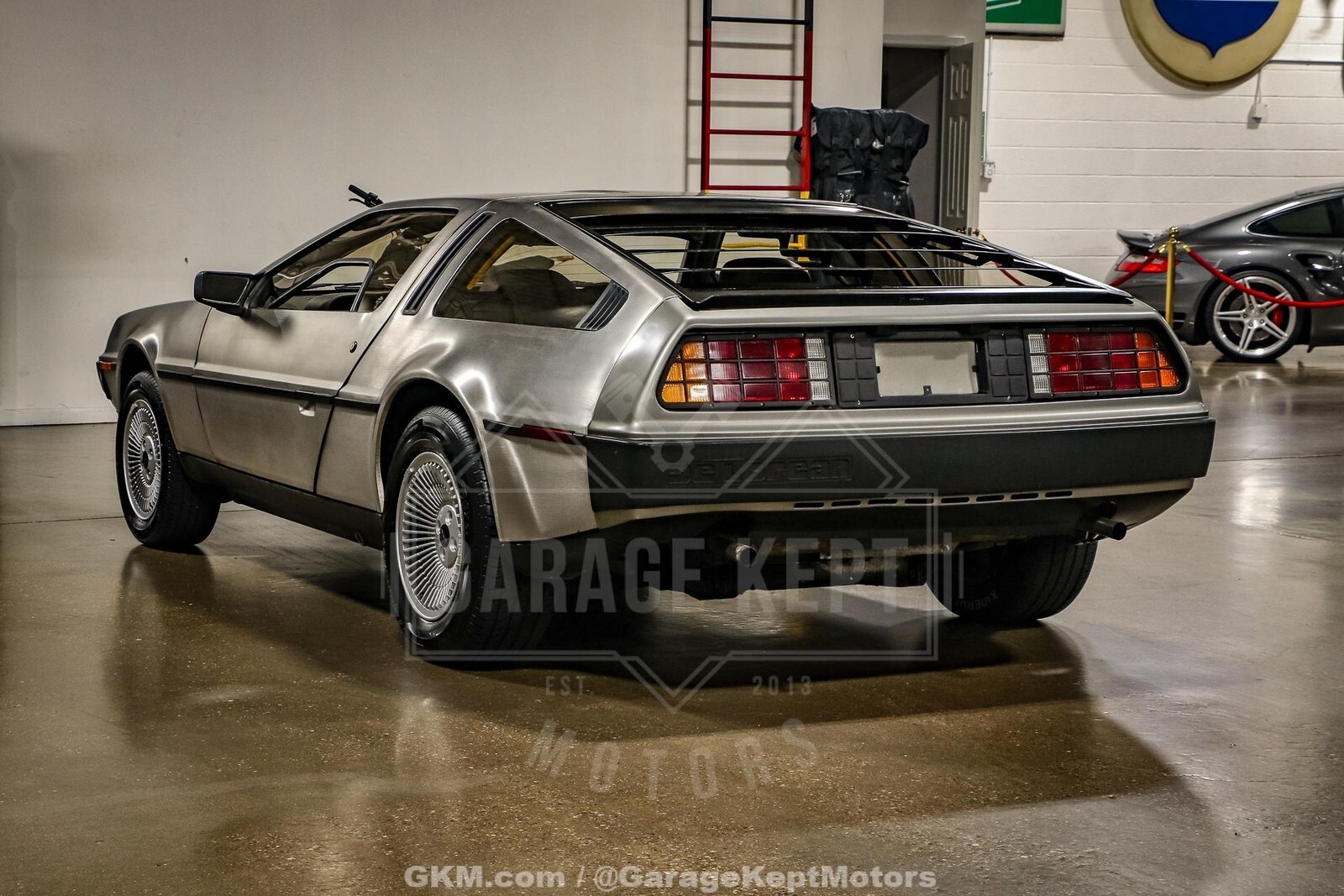 1981 DeLorean DMC-12 - photo 7