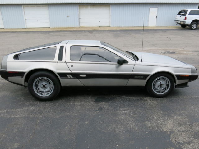 1981 DeLorean DMC-12 twin-turbo coupe - photo 7