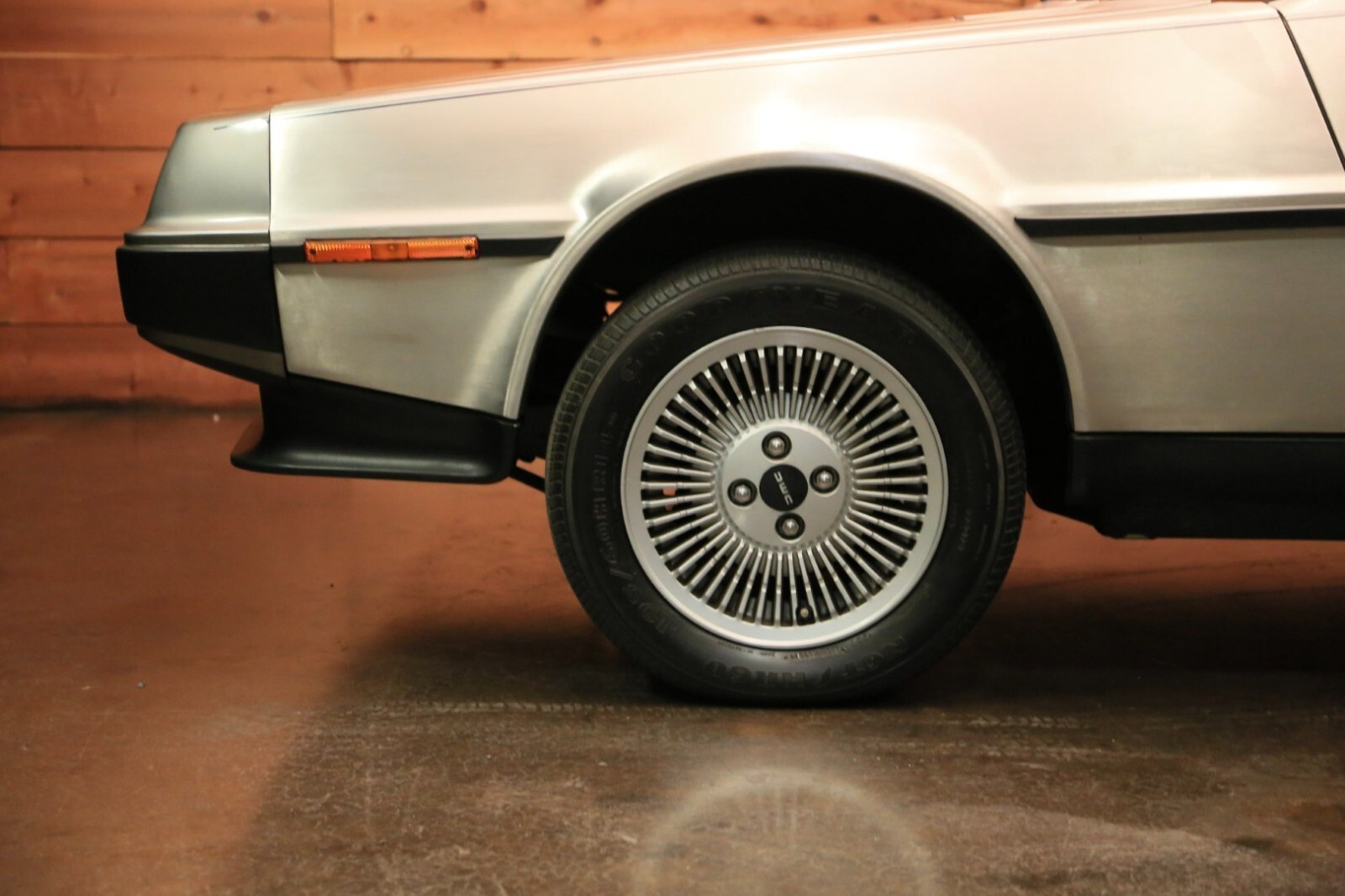 1981 DeLorean - photo 8