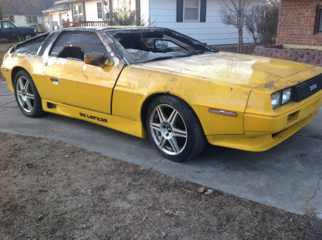 1981 DeLorean DMC 12 Wing Doors Coupe Project fire damage collectible rebuilt 1981 DeLorean DMC 12 Coupe 2-Door