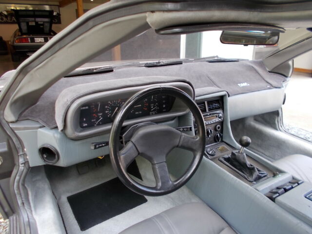 1981 DeLorean DMC-12 - photo 10