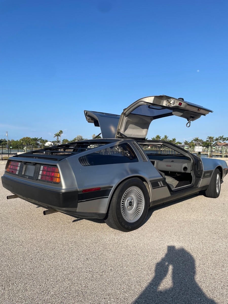 1981 DeLorean DMC-12 - photo 5