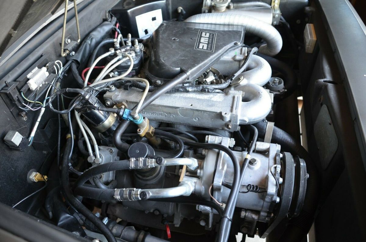 1981 DeLorean DMC-12 - photo 9