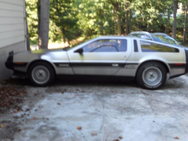 1981 DeLorean DMC-12 - photo 2