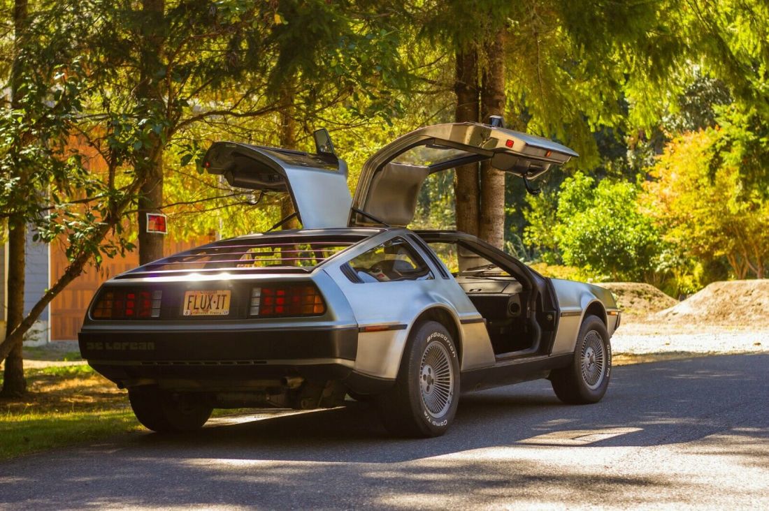 1981 DeLorean DMC12 31k Miles Rare Gas Flap Grooved Hood - photo 4