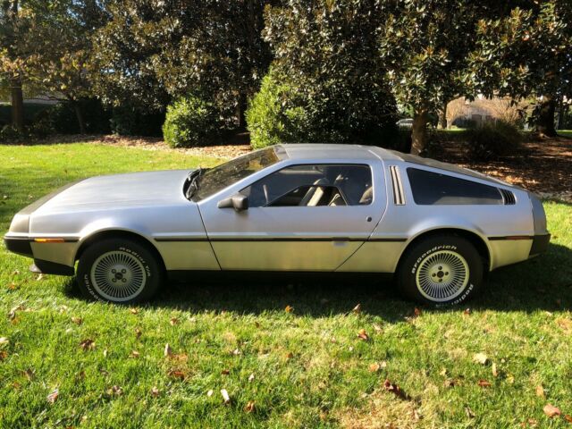 1981 DeLorean DMC-12 Gray Leather - photo 2