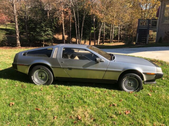 1981 DeLorean DMC-12 Gray Leather - photo 4