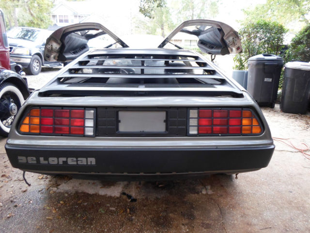 1981 DeLorean 2 DOOR - photo 2