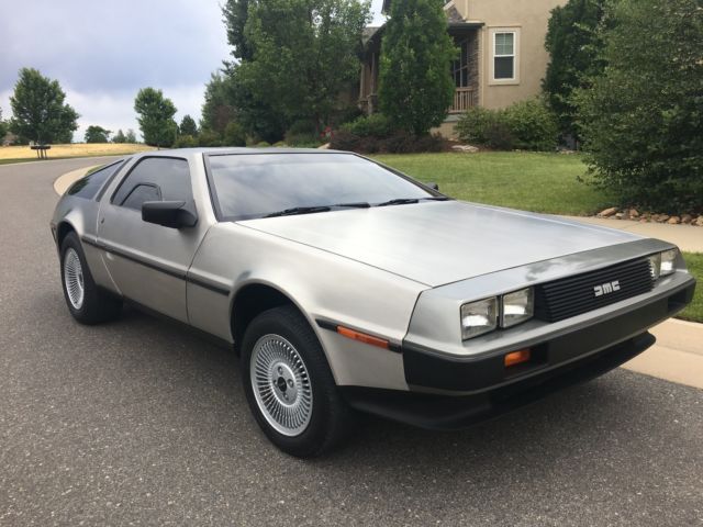 1981 Delorean, low miles, manual, gray leather 1981 DeLorean DMC 12