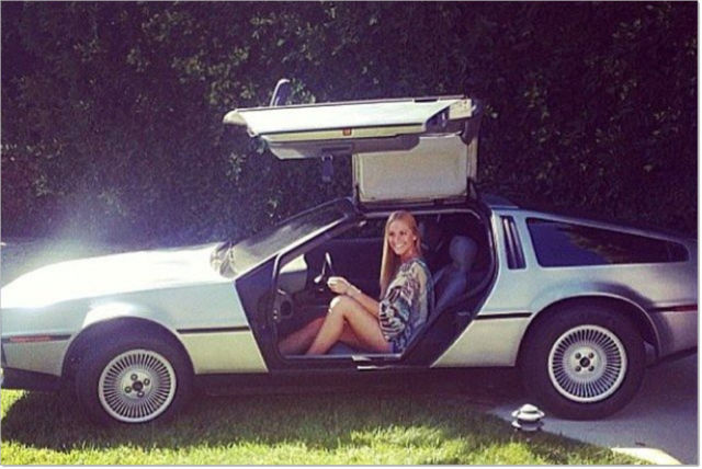 1981 DeLorean DMC-12 Gray