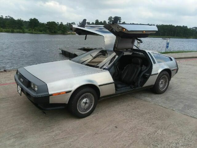 1981 DeLorean DMC-12 - photo 3