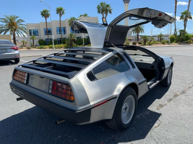 1981 DeLorean DMC-12 - photo 13