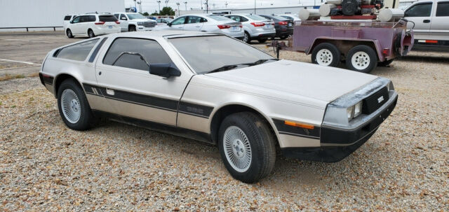 1981 DeLorean - photo 2