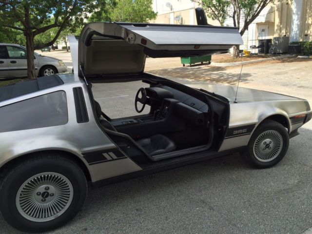 1981 DeLorean - photo 11