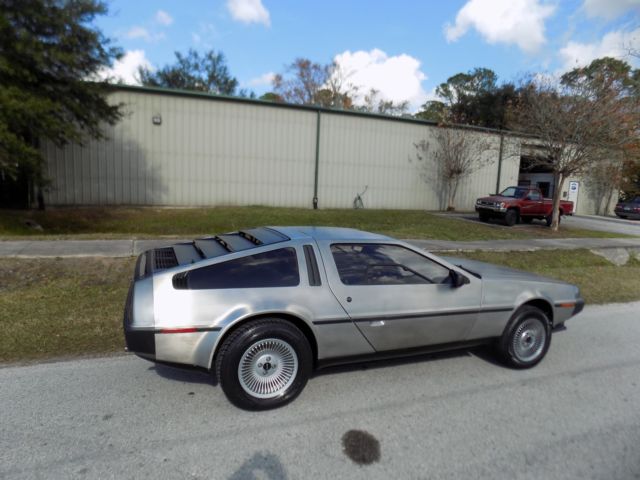 1981 DeLorean MC 12 Leather - photo 2