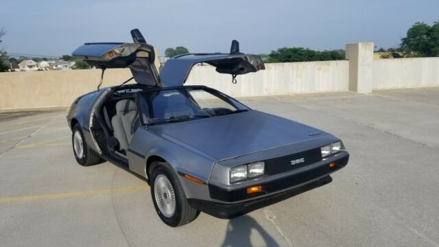 1981 DeLorean DELOREAN
