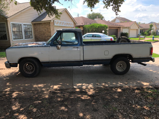 1981 Dodge Ram D150 - photo 10