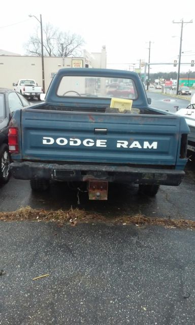 1981 Dodge Other Pickups BASE - photo 2