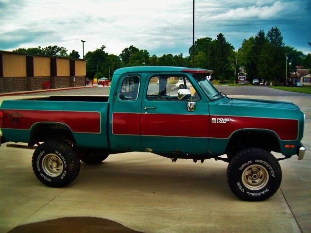 1981 Dodge Ram 1500 - photo 3