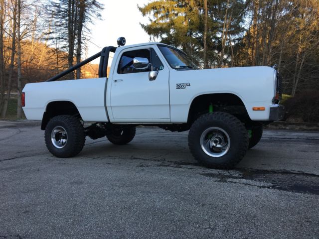 1981 Dodge W150 Base Standard Cab Pickup 2-Door 5.2L 1981 Dodge Other Pickups Base Standard Cab Pickup 2-Door