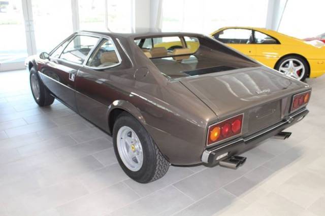 1981 Ferrari 308 GT4 - photo 6