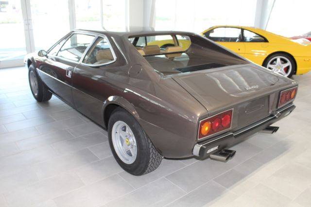 1981 Ferrari 308 GT4 - photo 7