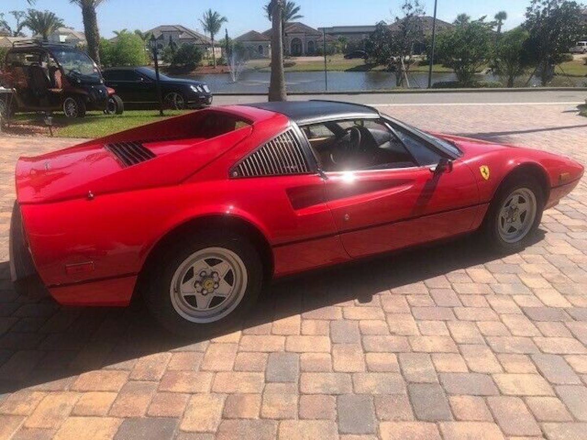 1981 Ferrari 308 GTSI - photo 9