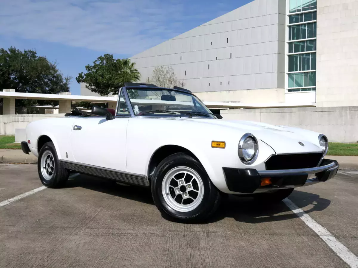 1981 Fiat 124 Spider 2000! Over $12k invested 2021! New Tires! Fresh service! 1981 Fiat 124 Spider Spider 2000