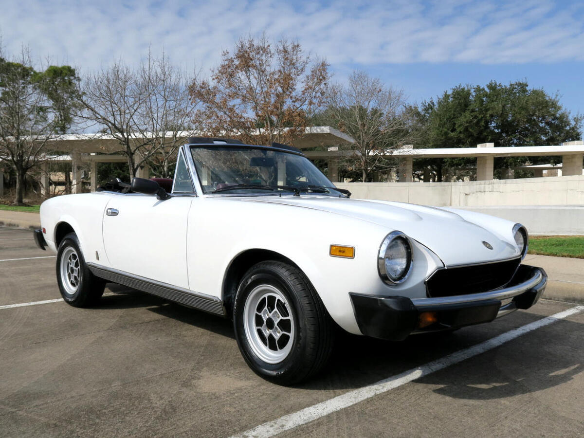 1981 Fiat 124 Spider Spider 2000 - photo 9